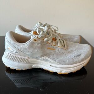 Brooks Adrenaline GTS Women's Running Shoes